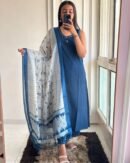 Amira – Sleeveless Cotton Slub Kurti Set with Khadi Silk Dupatta