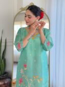Zehra – Premium Jacquard V-Neck Kurti Set with Dupatta