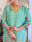 Zehra – Premium Jacquard V-Neck Kurti Set with Dupatta