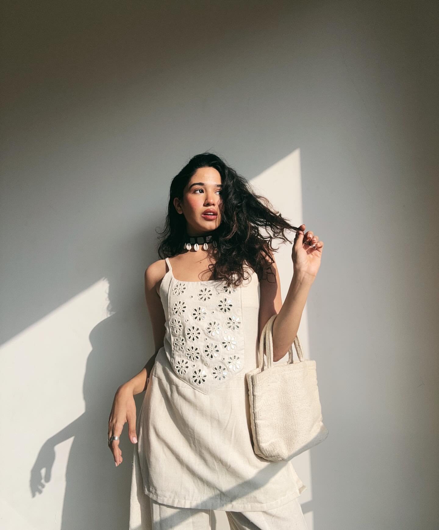 Noodle Strap Sleeveless Kurta With Elegant Heavy Mirror Embroidery - Image 2