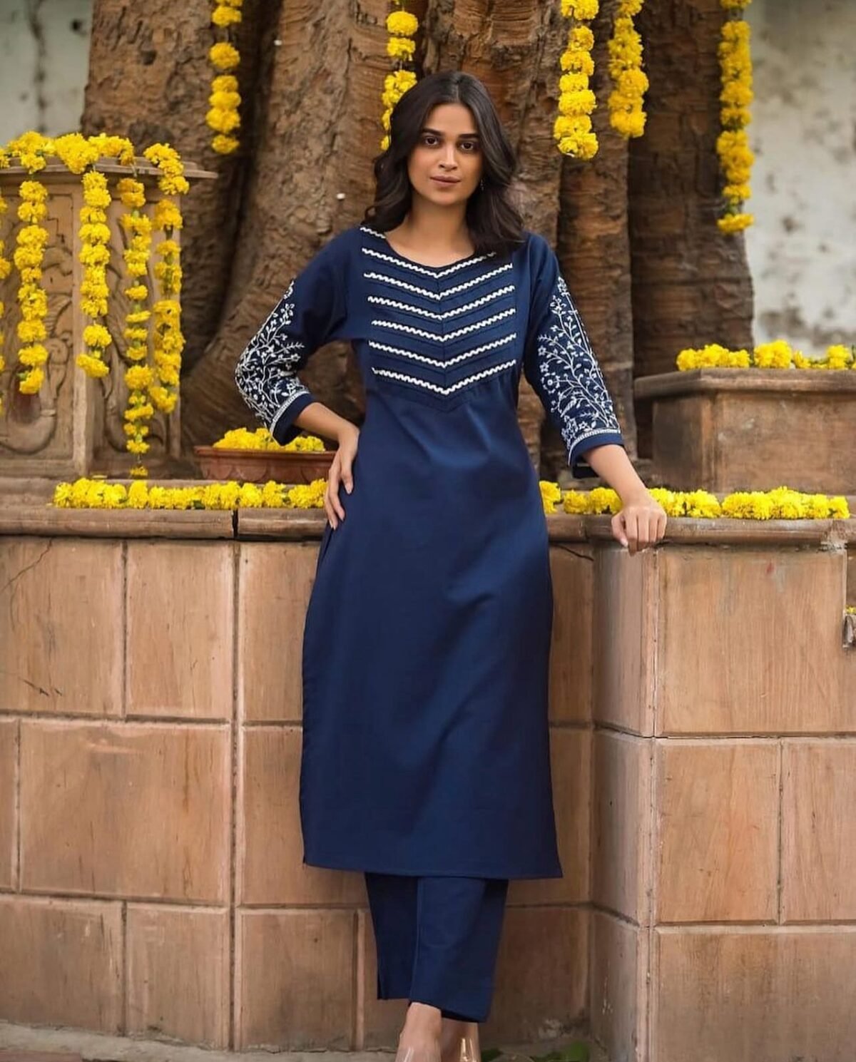 Classy Office Wear Kurti Set - Image 3