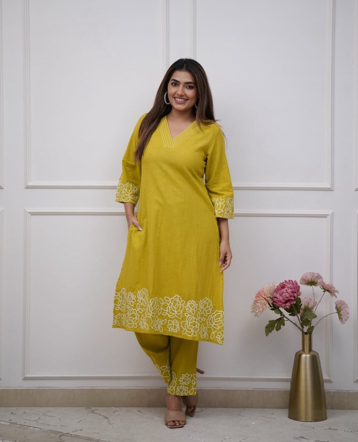 Classy Embroidered Kurti - Image 3