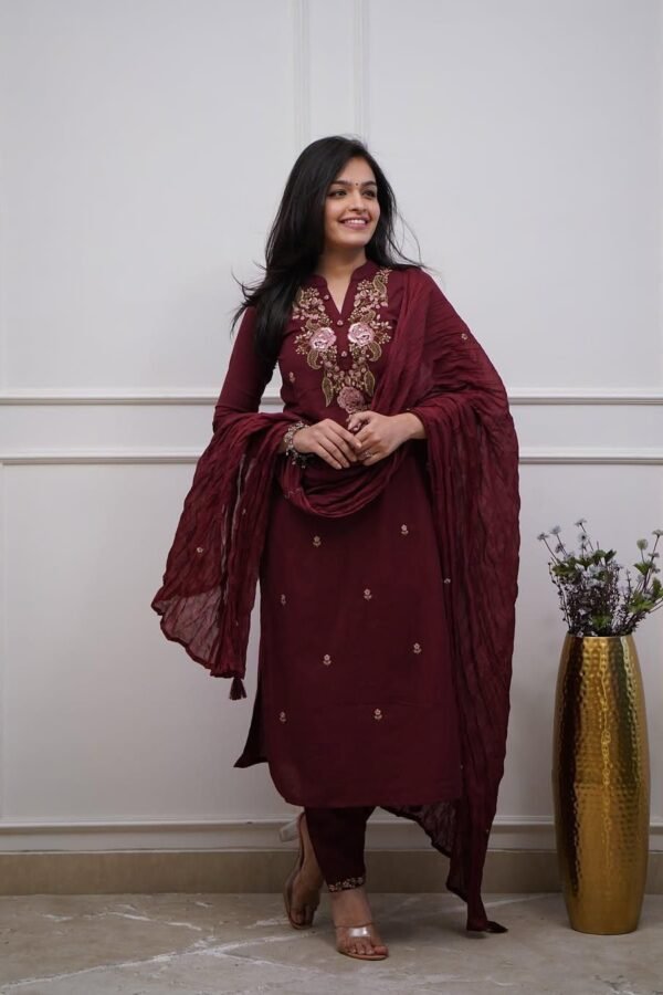 Lavina Cotton Elegance Suit Set