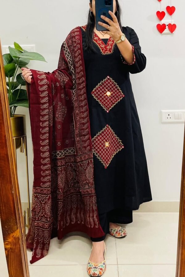 Aarohi Festival Cotton Suit Set
