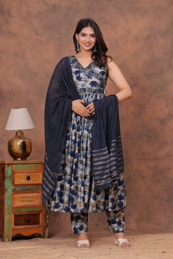 Yazhini Muslin Elegance Set